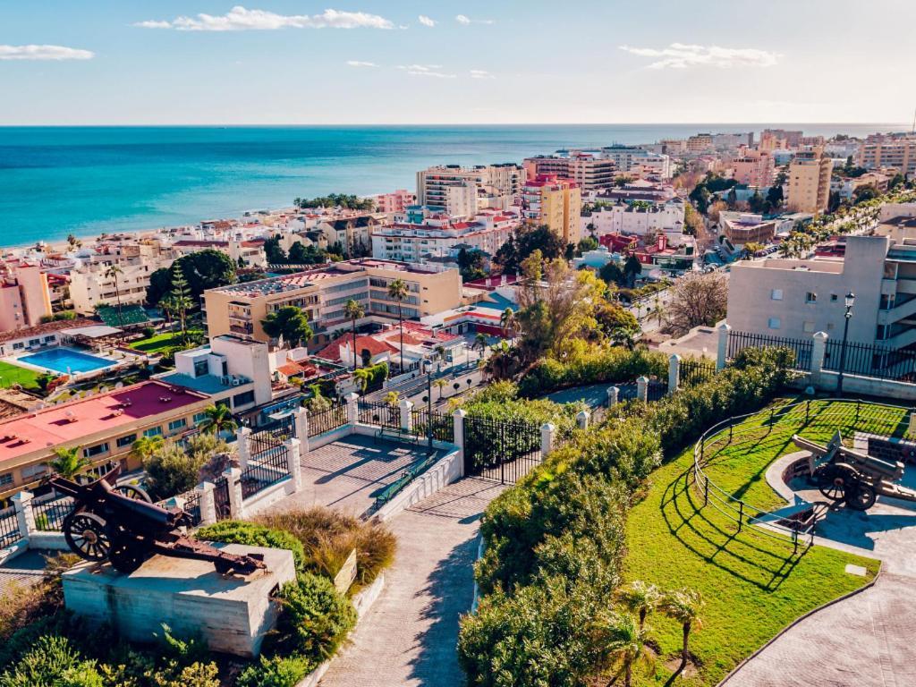 Torremolinos Suite Εξωτερικό φωτογραφία