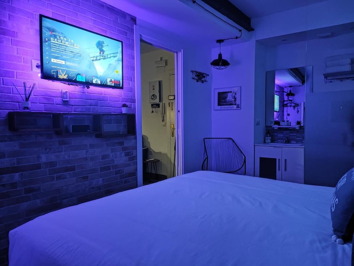 Torremolinos Suite Εξωτερικό φωτογραφία